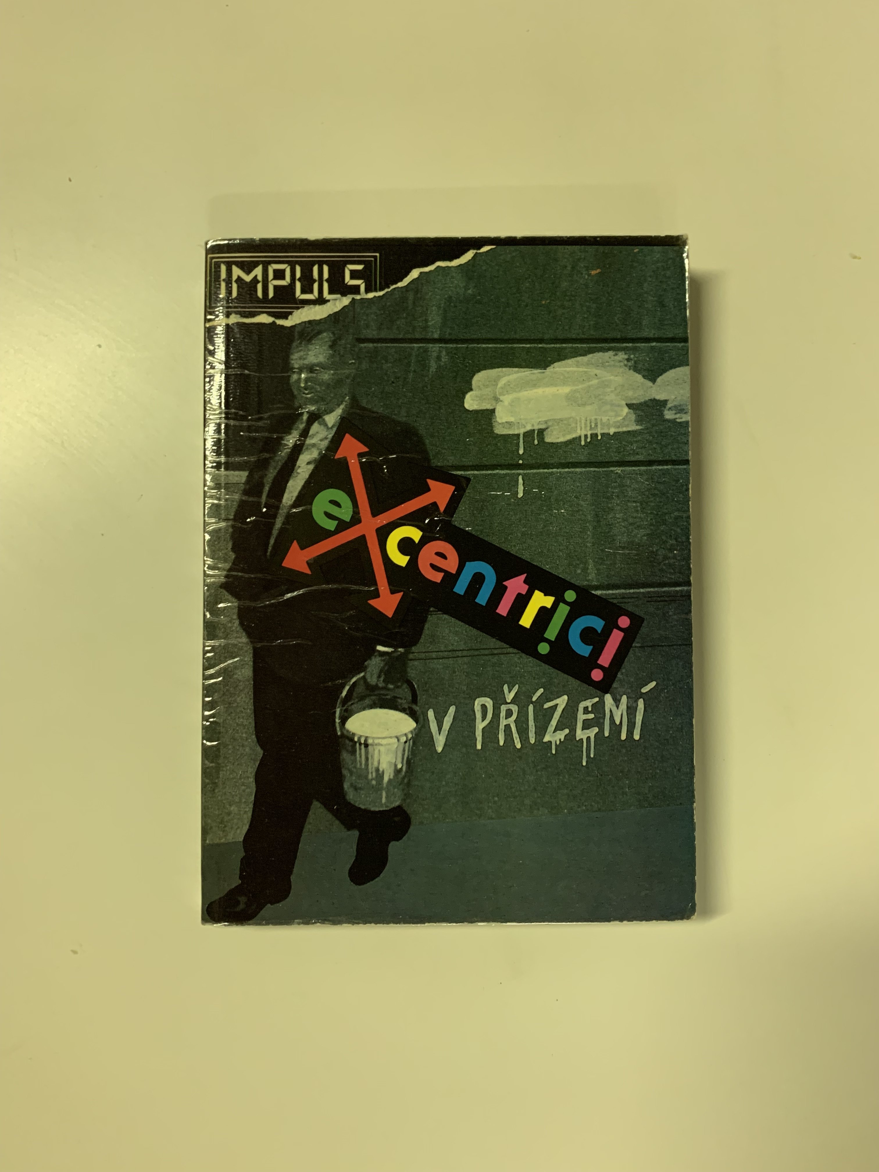 Excentrici v přízemí, kolektiv autorů (1989)